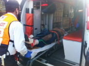 صور: إصابة متوسطة لسائق دراجة هوائية بحادث دهس في يافا